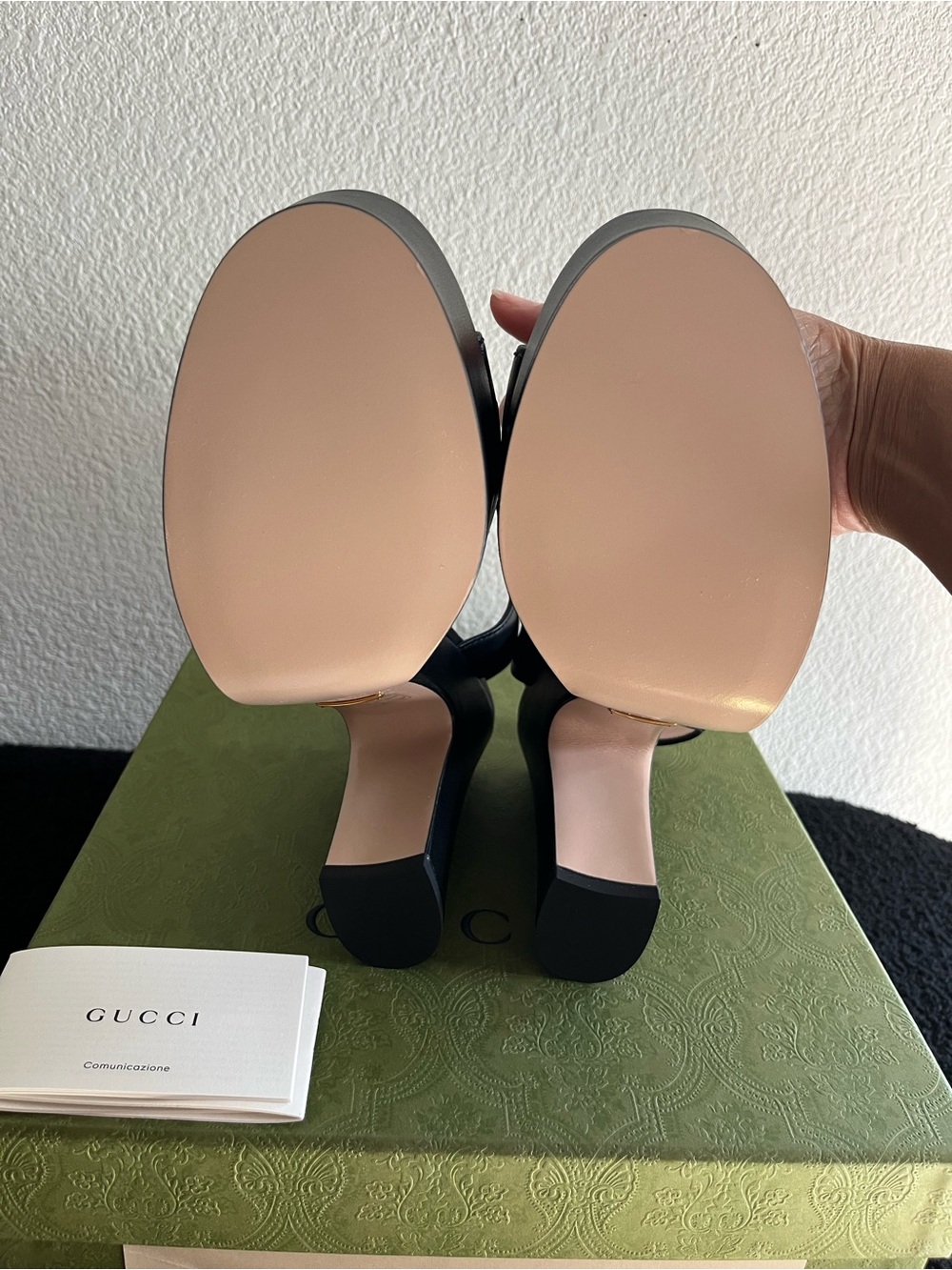 NEW Gucci Black Leather Platform Sandals with Gold Horsebit Detail EU 39 - Picture 15 of 15